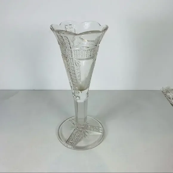 Vintage Tulip Shaped Pressed Glass Vase 8" ? Antique - Picture 3 of 5